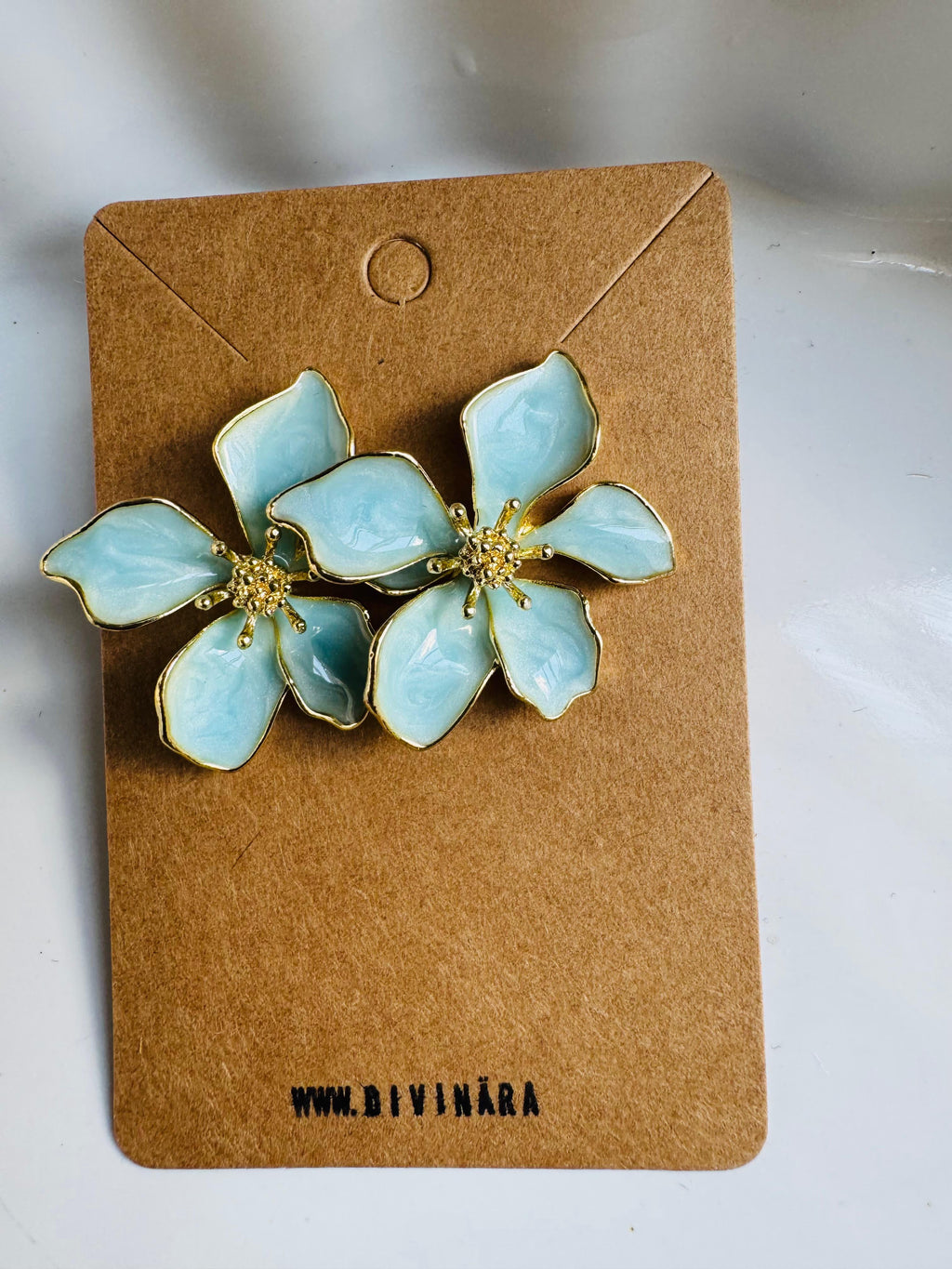 LUMINA EARRING COLLECTION